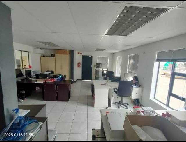 INDUSTRIAL PROPERTY TO RENT IN HALFWAY HOUSE